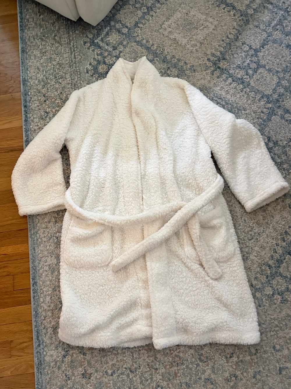 Pottery Barn Cream Plush Sherpa Robe